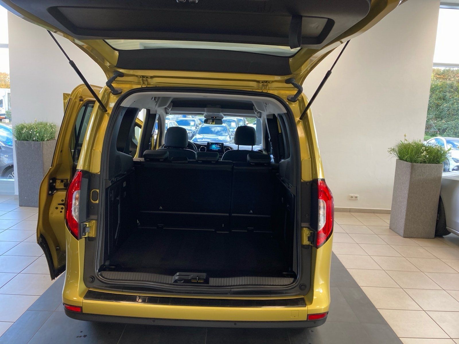 Fahrzeugabbildung Mercedes-Benz T 180 d Progressive*LED*Kamera*Totwinkel*SHZ*PDC