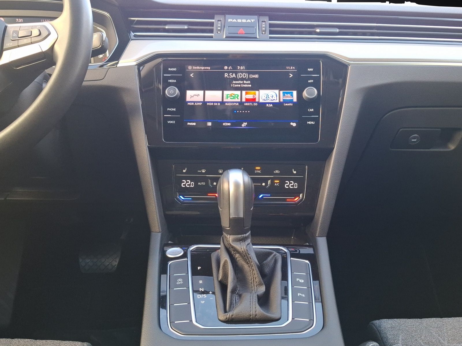 Fahrzeugabbildung Volkswagen Passat Variant TDI Business DSG Matrix Navi AID