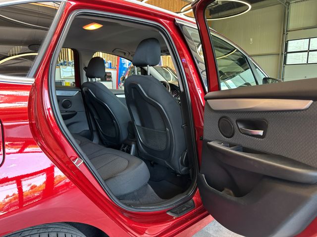 BMW 218 Active Tourer *xDrive*AHK*2-Zonen*