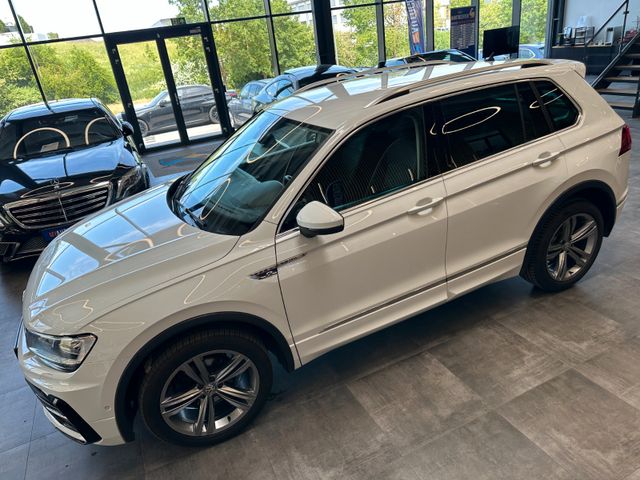 Volkswagen Tiguan *R-Line*Spurhalte*ACC*LED*AHK*Massage*