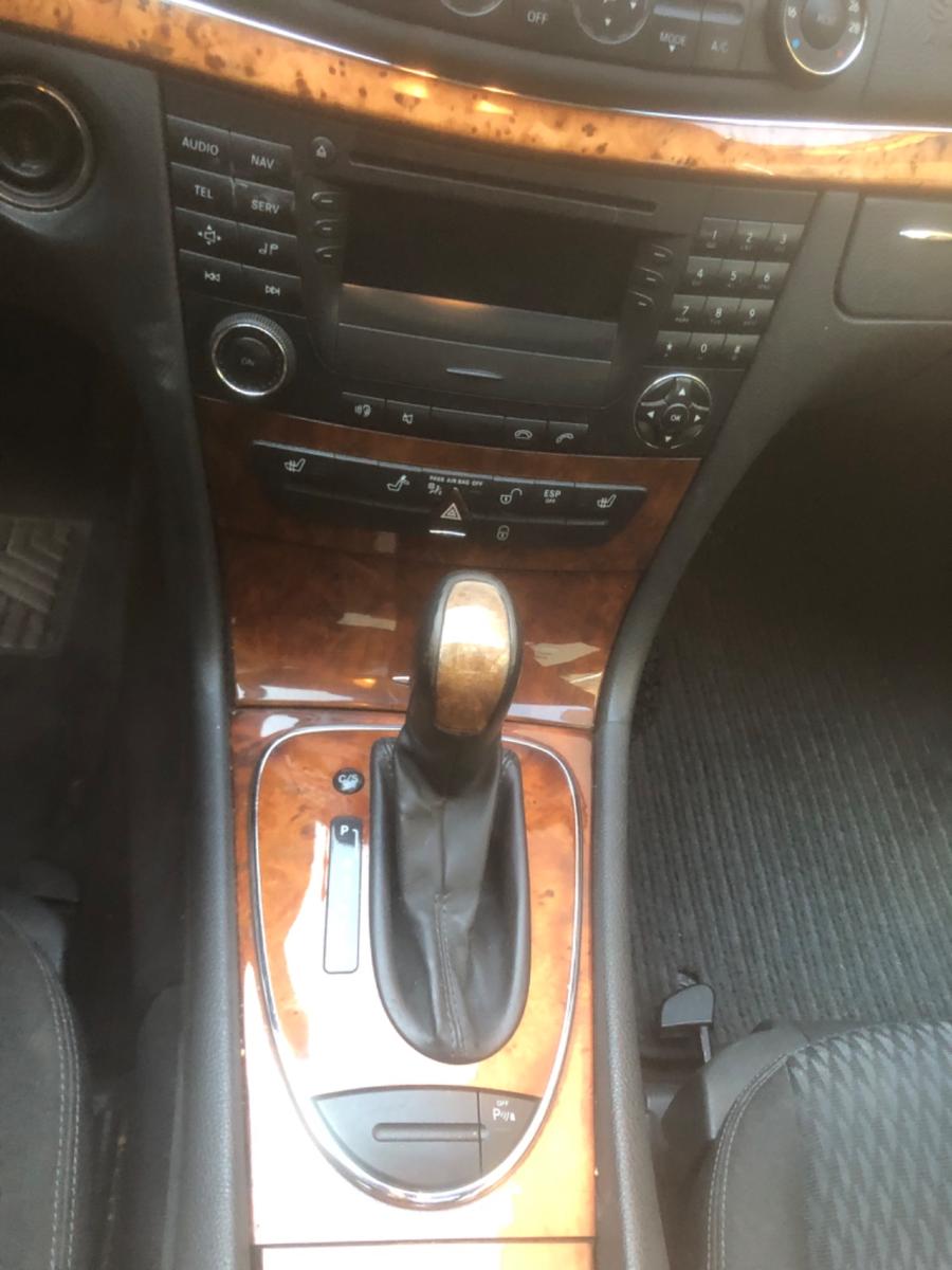 Mercedes-Benz E 220 CDI ELEGANCE  / AUTOMATIK