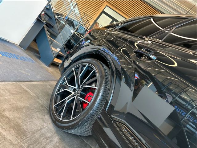 Audi SQ7*MATRIX*1.HAND*TÜV-NEU*AHK*PANO*ALCANTARA*