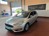 Ford Focus Turnier Business*ANHÄNGERKUPPLUNG*PDC*TÜV* - Ford Focus: Kombi, Anhängerkupplung