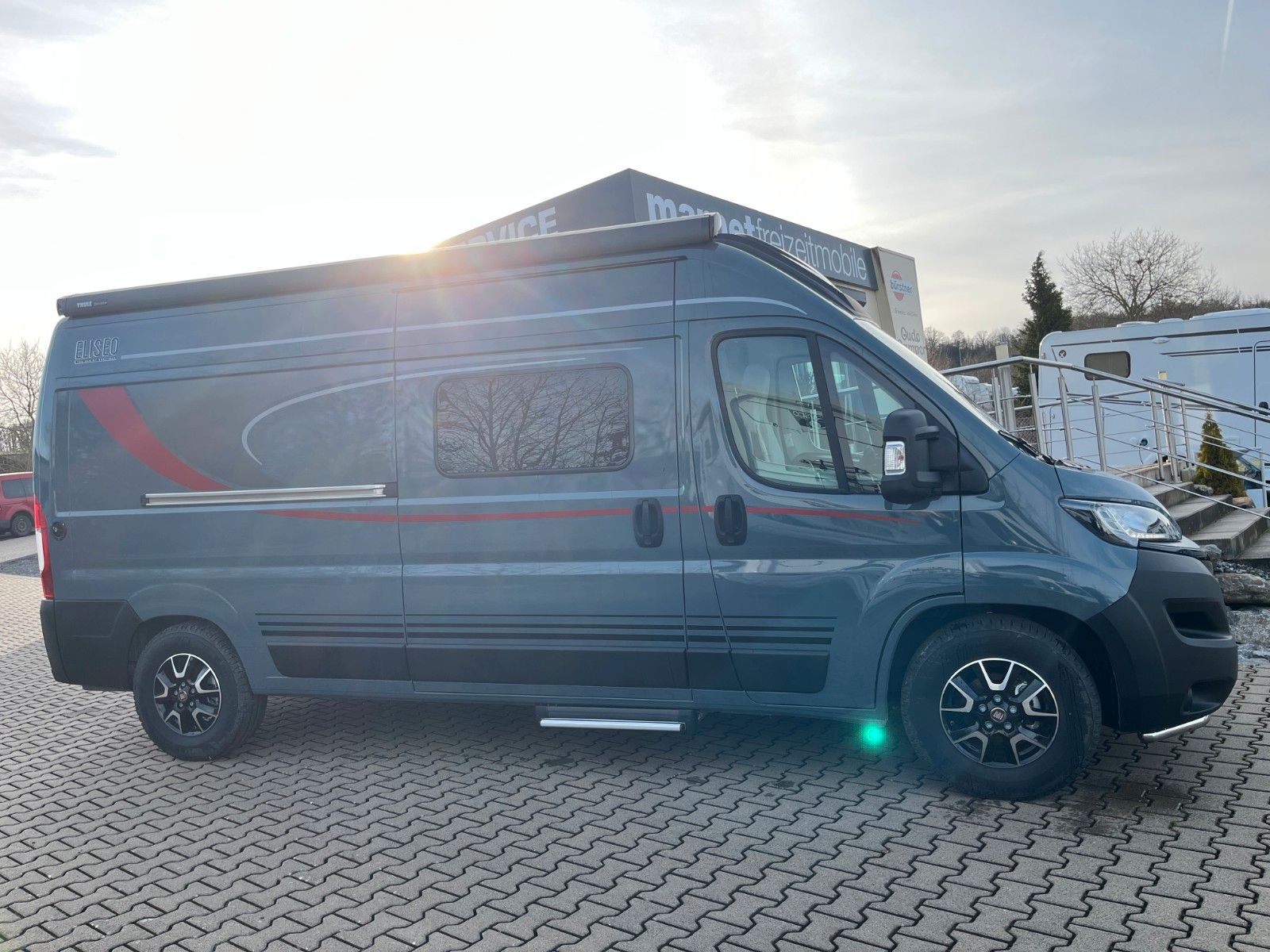 Fahrzeugabbildung Bürstner Eliseo C 602