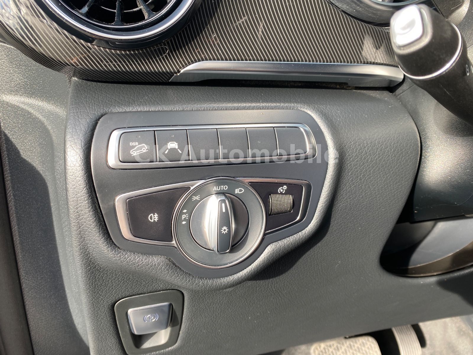 Fahrzeugabbildung Mercedes-Benz V 300 d EDITION 4MATIC lang/7Sitze/Navi/Kam./LED
