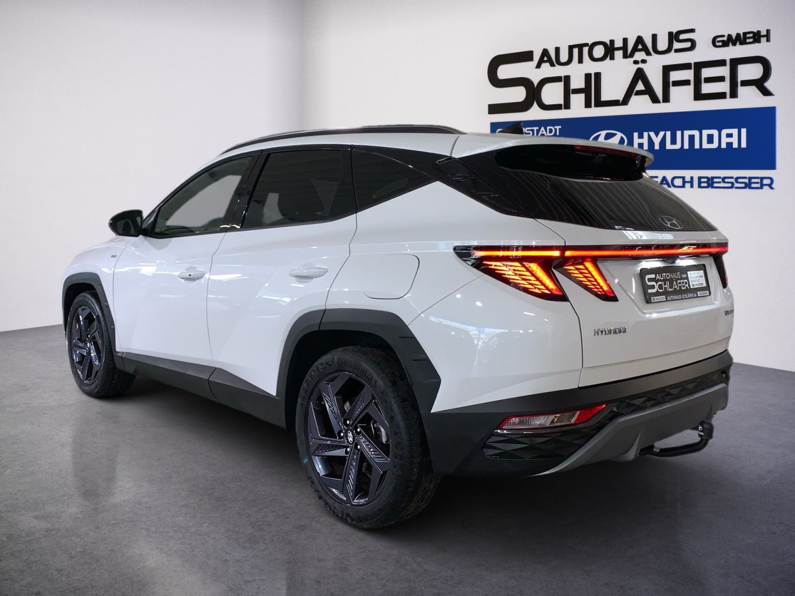 Fahrzeugabbildung Hyundai TUCSON 1.6 T-GDI 7-DCT Blackline Mild-Hybrid AHK