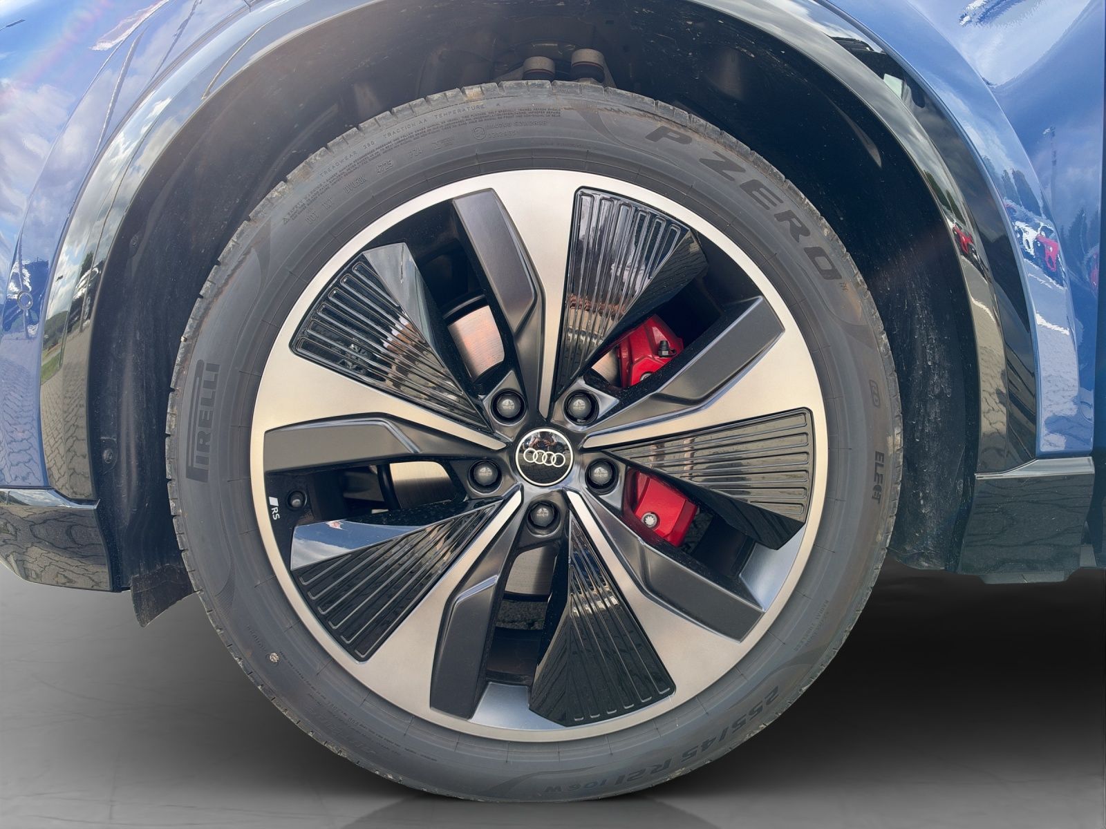 Audi Q6 e-tron - Bild 14