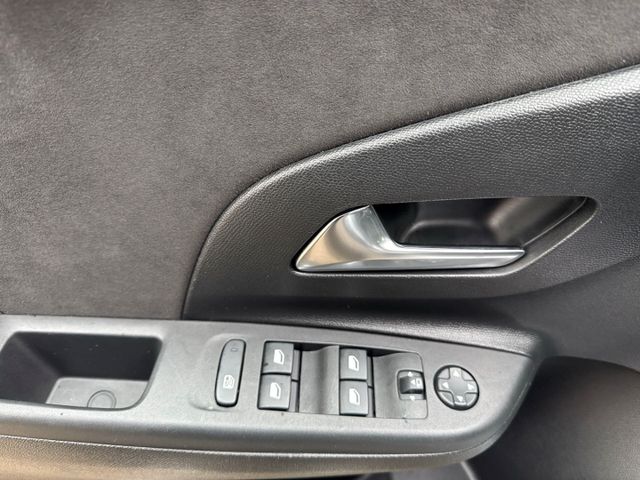 Corsa GS Line NAVI PRO 11KW-CHARGER KEYLESS VOLL