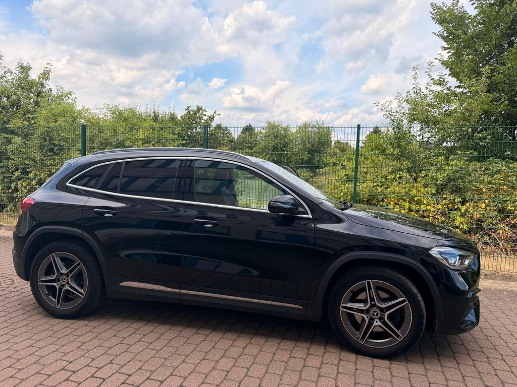 Image of Mercedes-Benz CLA 250