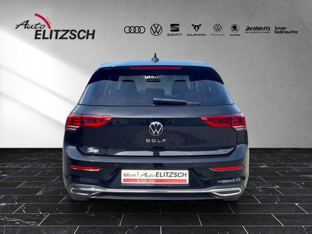 Fahrzeugabbildung Volkswagen Golf VIII TSI Move LED AID RFK SH LM