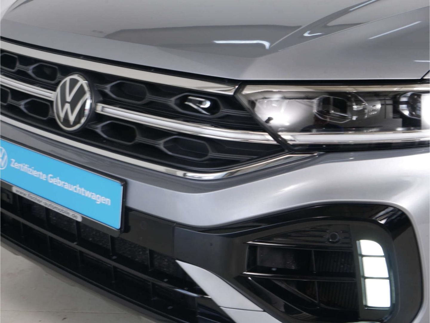 Volkswagen T-Roc 2.0 TSI 4Mot. R DSG Matrix AHK RFK P-Dach foto 5