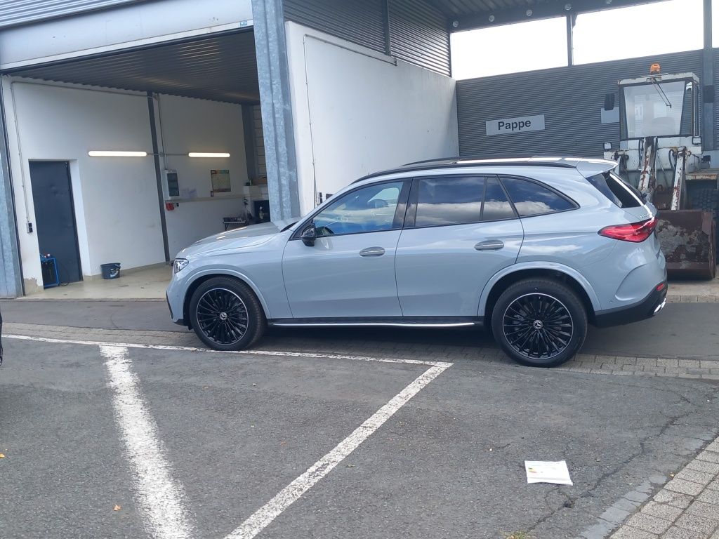 Fahrzeugabbildung Mercedes-Benz GLC 450 d 4M AMG*NIGHT*MEMORY*DISTRON.*PANO*AHK*