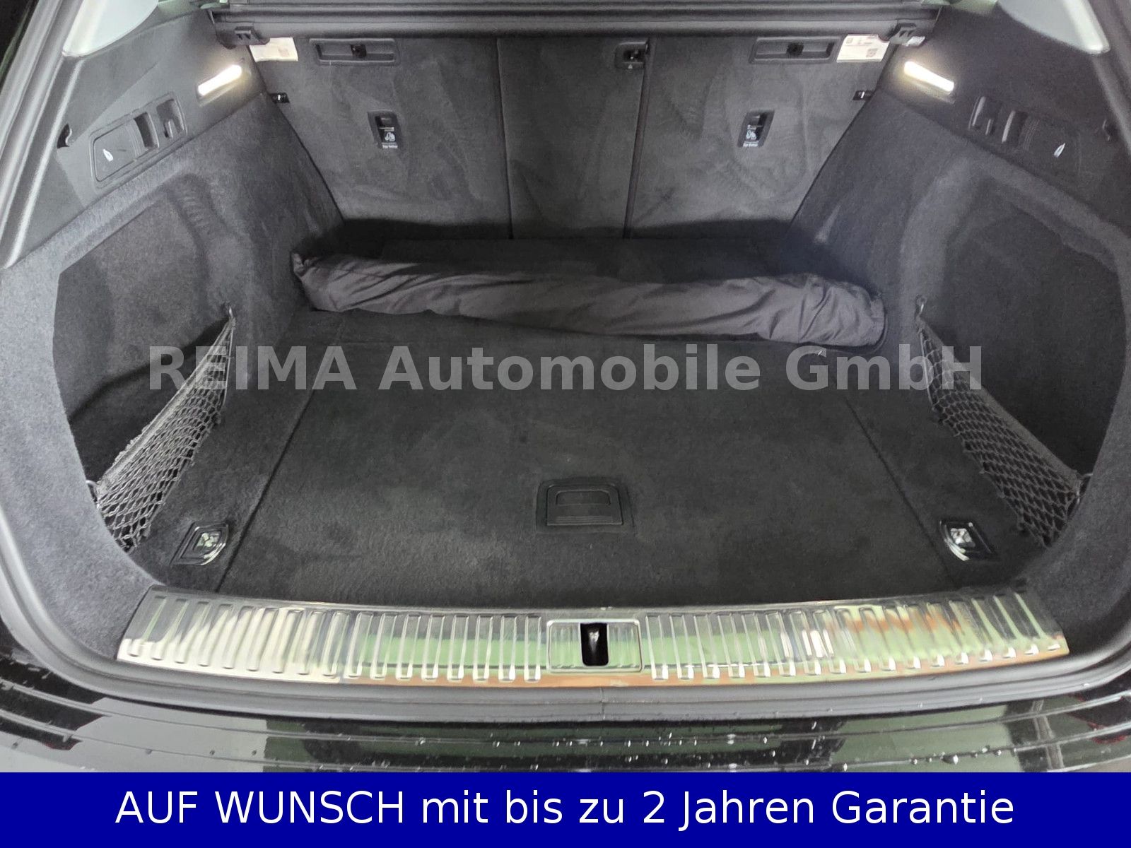 Fahrzeugabbildung Audi e-tron 50 quattro advanced, Pano, SOH 93,7%