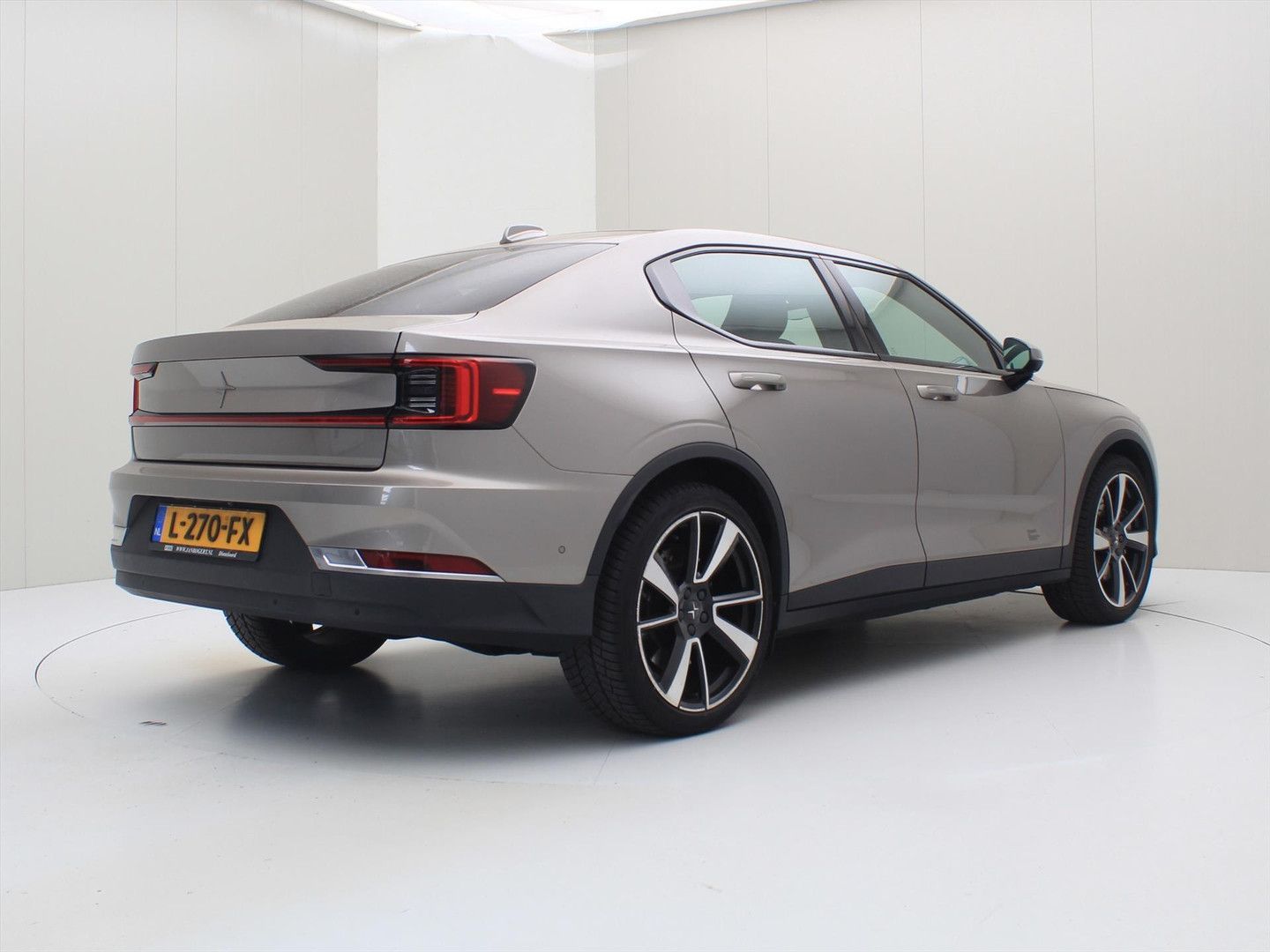 Polestar 2 Long Range Dual motor 408PK 78kWh 92% SoH [ PI imagem 2