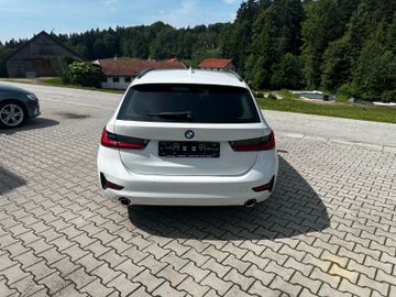 BMW 320 - 5
