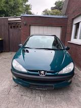 Peugeot 206 - gebrauchte Peugeot 206 aus dem Jahr 2000