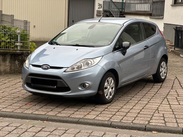 Ford Fiesta  Neu Tüv 11/26