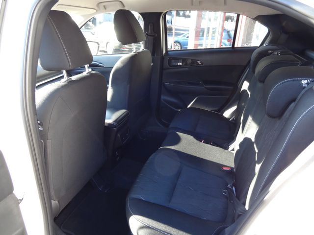 Fahrzeugabbildung Mitsubishi Eclipse Cross Intro Edition /Kamera/1.Hand/AHK/