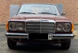 Mercedes-Benz 200 - rote Mercedes-Benz 200