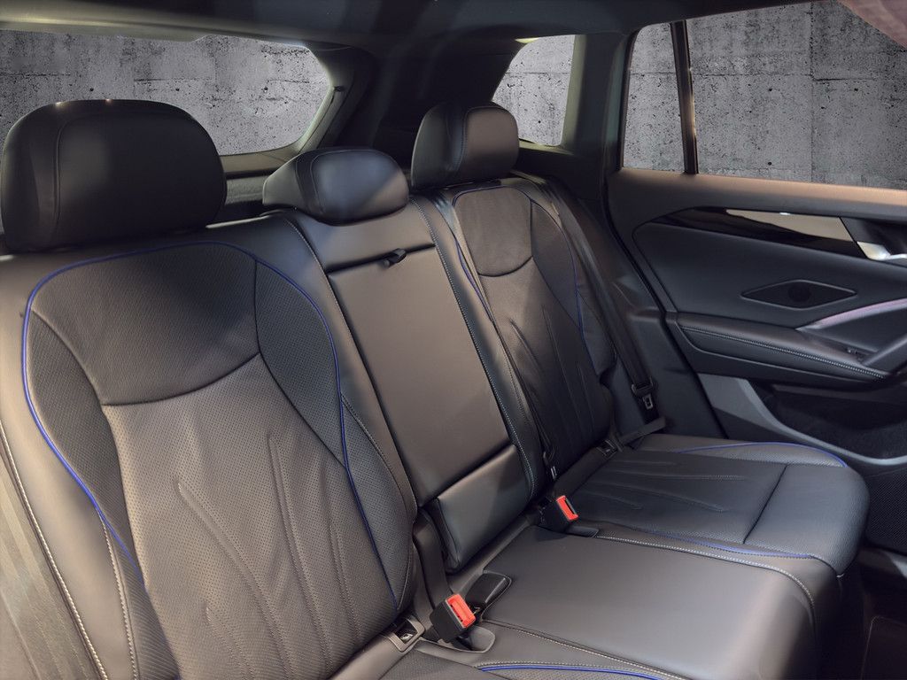 Volkswagen Tiguan - Bild 12