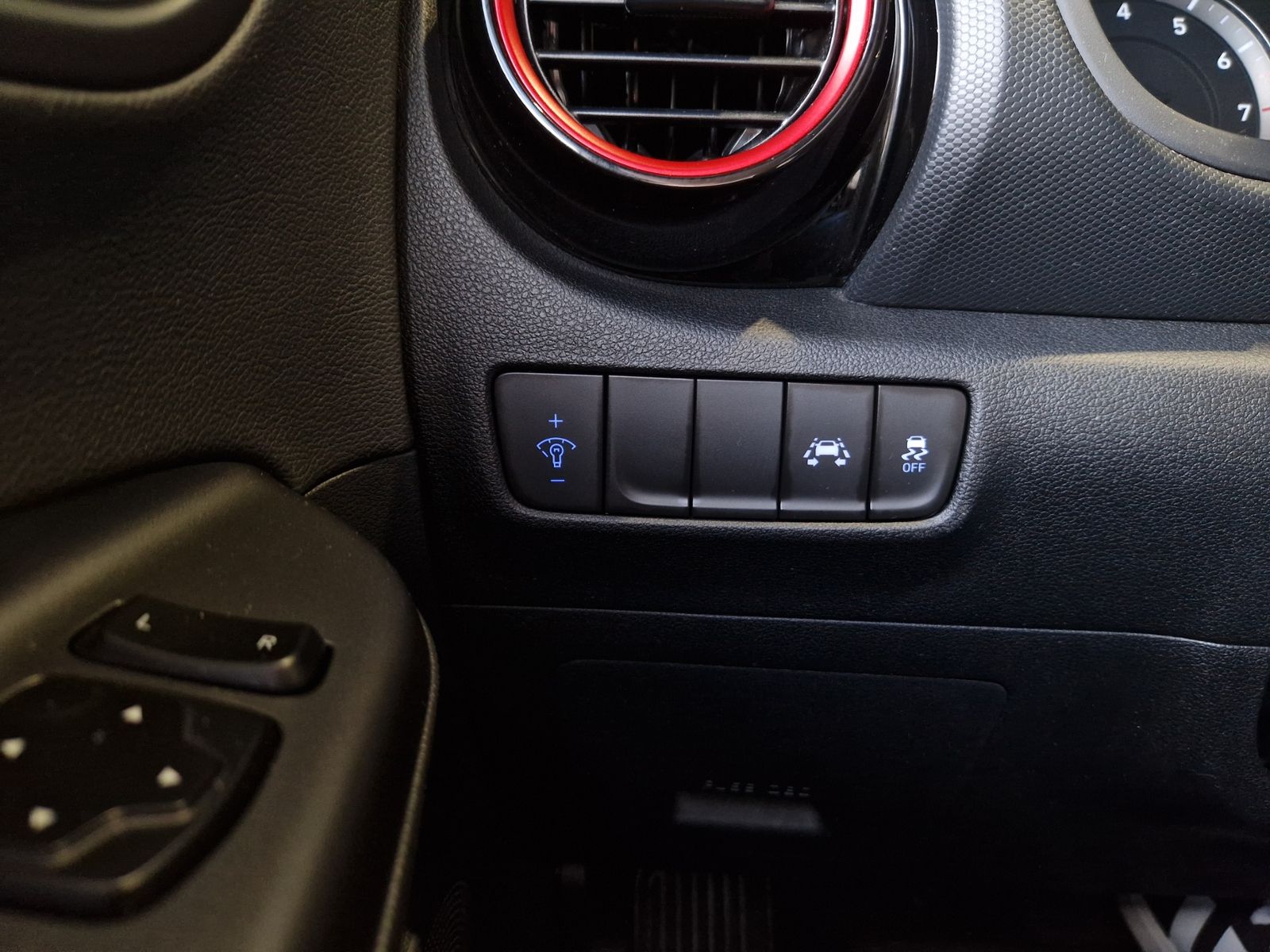 Fahrzeugabbildung Hyundai KONA Style 4WD LED NAVI ALU