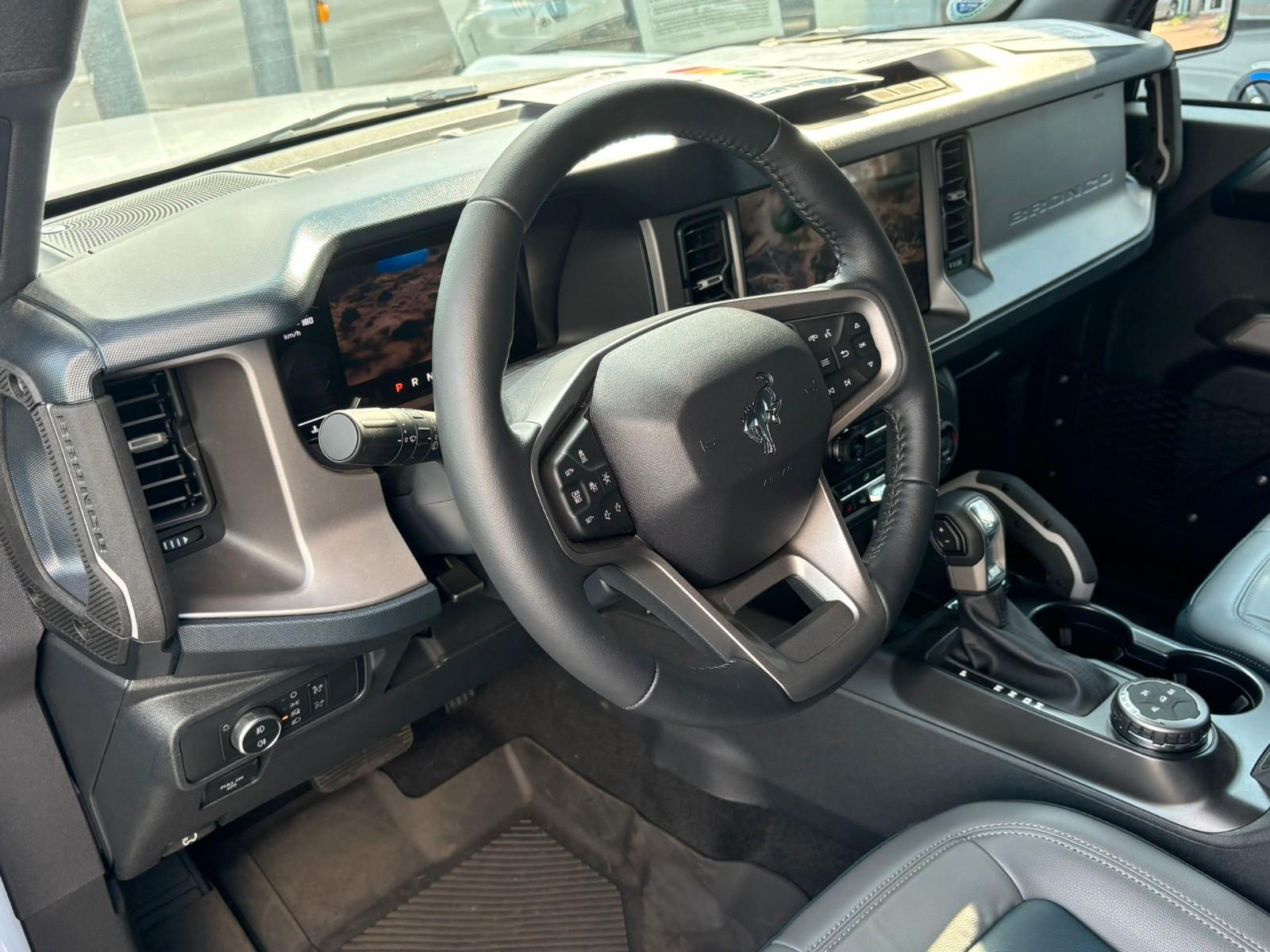 Ford Bronco 2.7 l EcoBoost Outer Banks 4x4 Automatik
