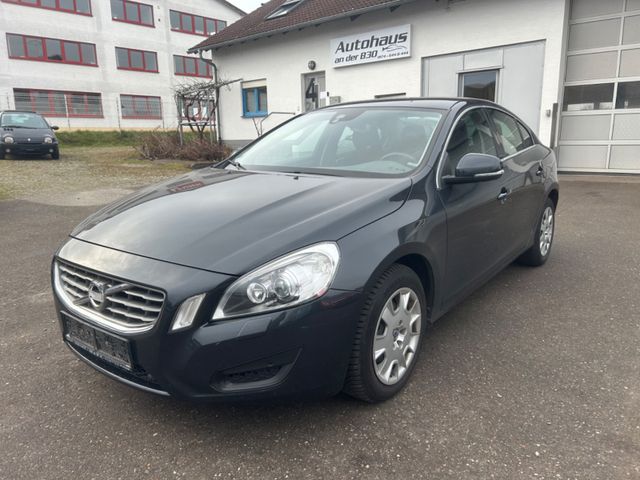 Volvo S60 Lim. Momentum Scheckheft gepflegt