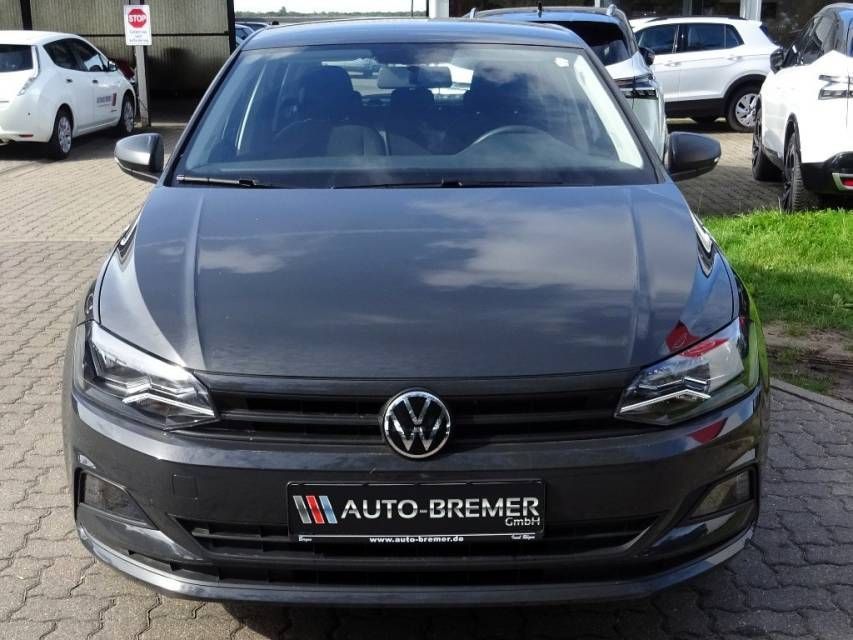 Fahrzeugabbildung Volkswagen Polo VI 1.0 Trendline