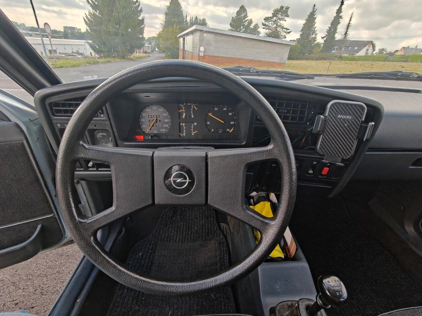 Opel Ascona 1.3S