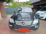 Mercedes-Benz ML 500 4MATIC - - gebrauchte Mercedes-Benz ML 500 aus dem Jahr 2006