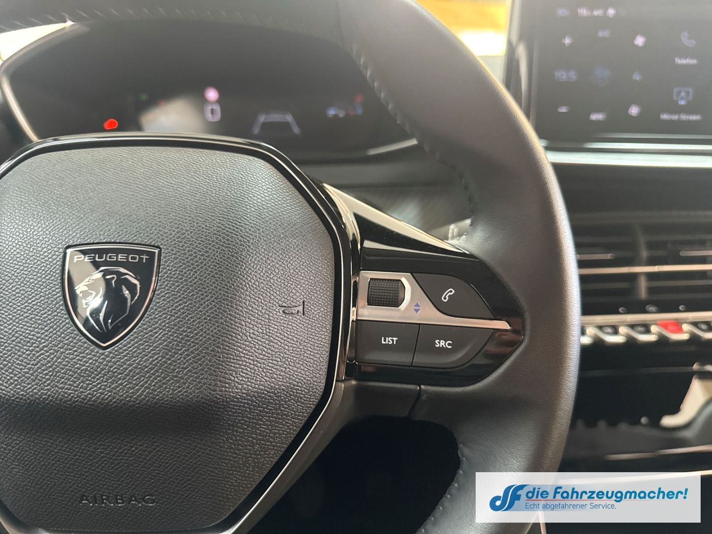 Fahrzeugabbildung Peugeot 208 Allure Navi Digitales Cockpit LED Apple CarP