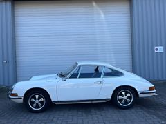 PORSCHE 911 E Coupe MFI 2. Hand Classic Data 2