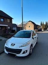 Peugeot 207 Forever 95 VTi Forever - Peugeot 207 Forever mit Benzin-Antrieb