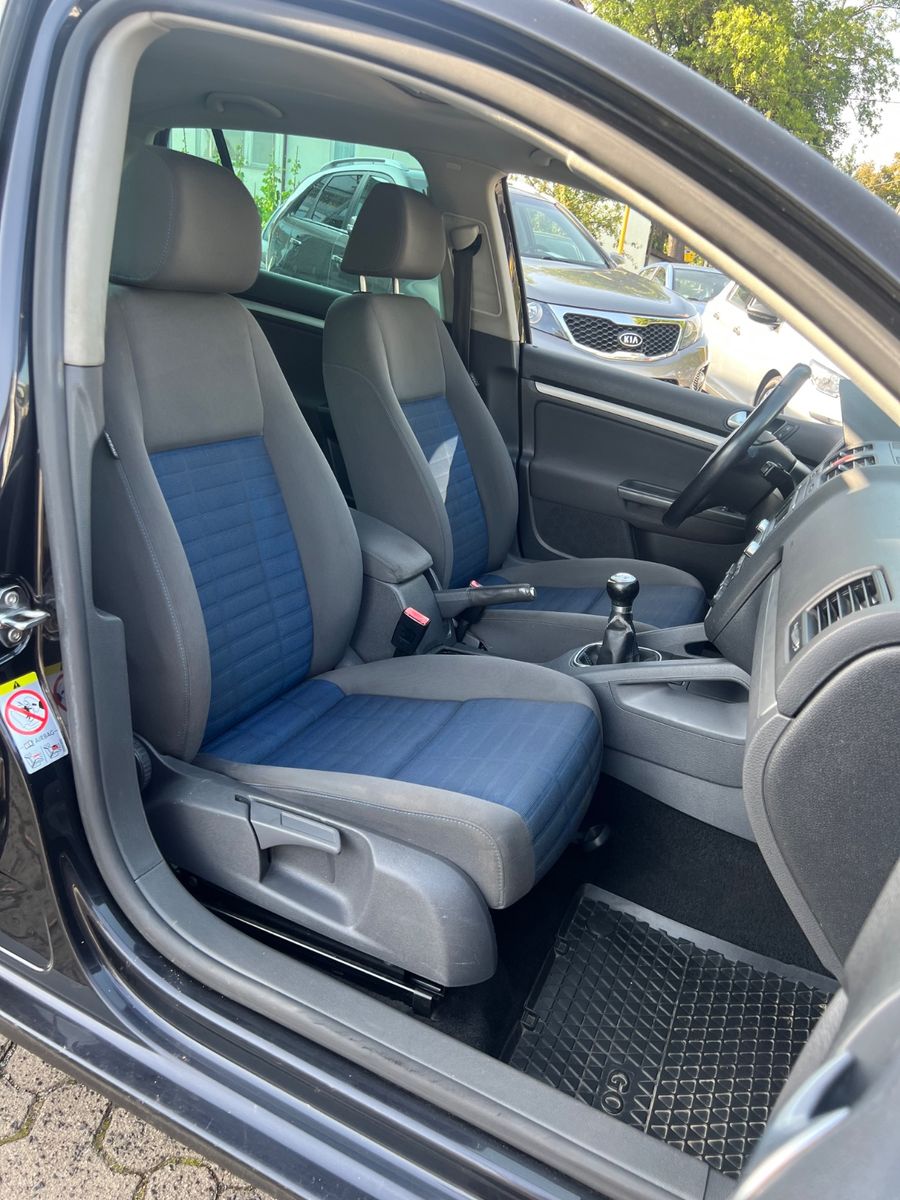 Fahrzeugabbildung Volkswagen Golf V Lim. Tour Edition *1.HAND*
