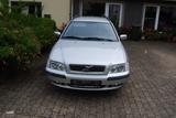 Volvo V40 1.9D - - gebrauchte Volvo V40 aus dem Jahr 2001