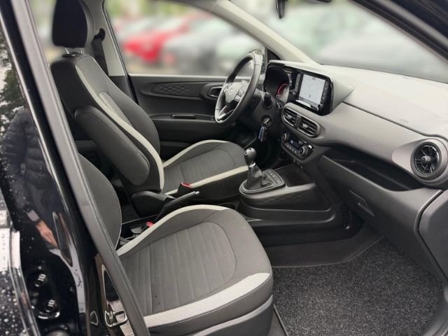 Fahrzeugabbildung Hyundai i10 FL (MY25) 1.0 Benzin Trend, Komfortpaket Nav