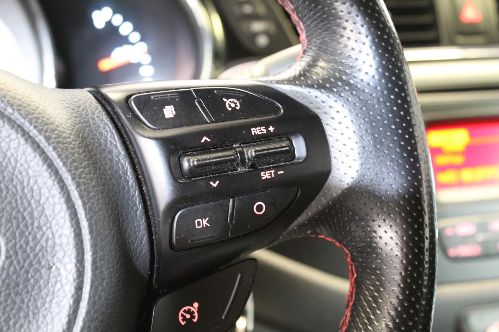 Kia pro cee'd cee'd / GT*204 PS*LED*Scheckheft*