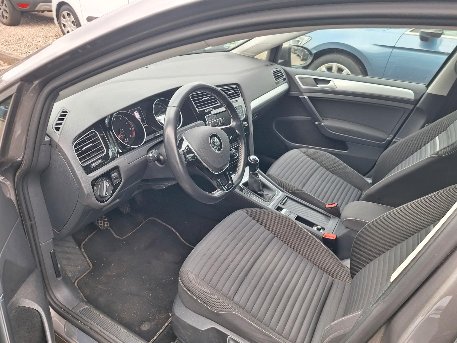 Volkswagen Golf VII Variant Comfortline BMT