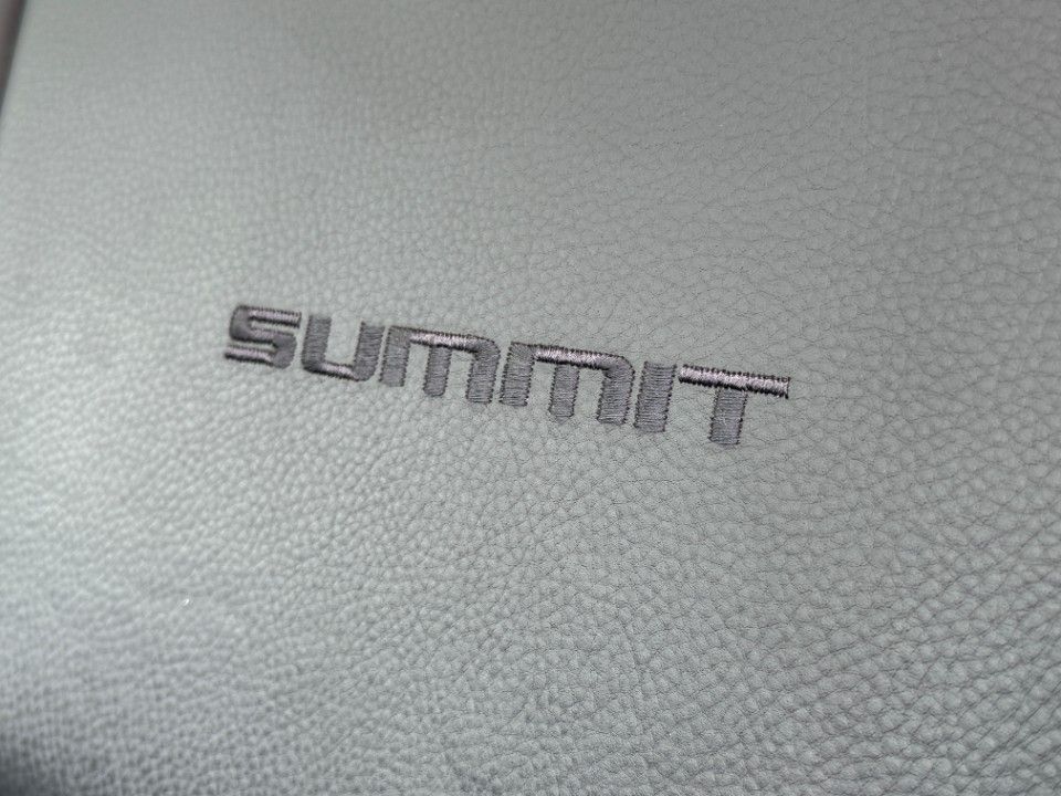 Fahrzeugabbildung Jeep Grand Cherokee 3.0 CRD Summit
