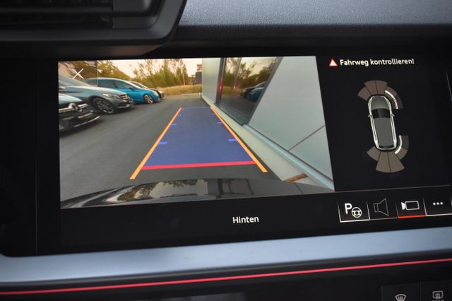 Fahrzeugabbildung Audi RS3 2.5 TFSI QUATTRO B&O ACC SPORTABGAS KAMERA