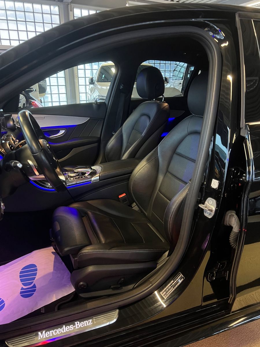 Fahrzeugabbildung Mercedes-Benz C 300 d Lim. AMG LINE DIGITALTACHO*HEADUP*CARBON