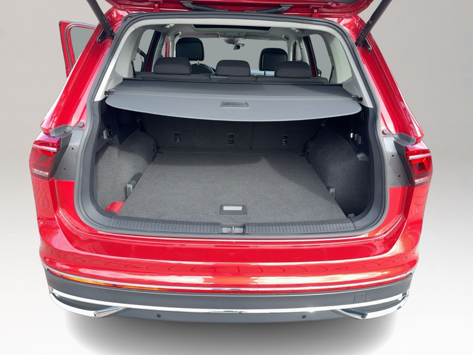 Tiguan Allspace 2.0 TSI Elegance 4Motion, AHK, P