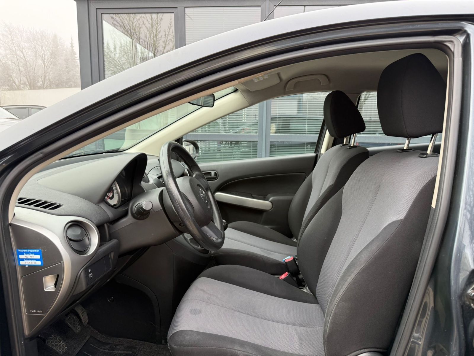 MAZDA 2 2 Lim. 1.3  Active*5-TÜRIG*KLIMA*, Ansicht 6