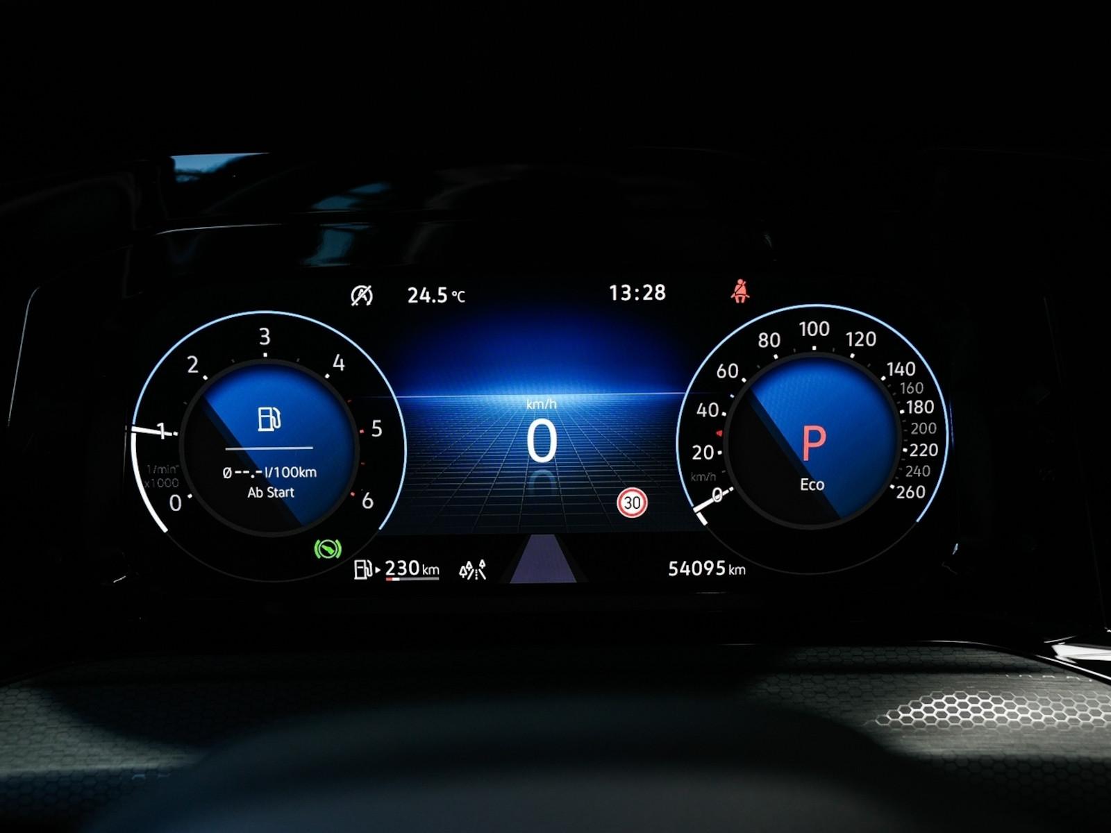 Volkswagen Golf 2.0 TDI GTD 19LM Panorama Matrix Harman, миниатюра 18