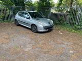 Peugeot 206+ 1.1 Benzin  Top gepflegt  T... - Peugeot 206 in Bremen