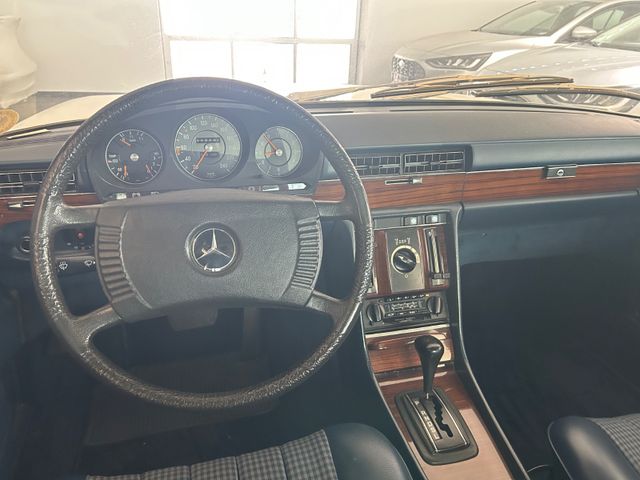 Fahrzeugabbildung Mercedes-Benz 280 S  Automatikgetriebe * 117 tkm* HU-Neu*