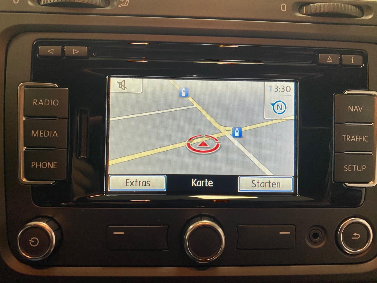 Fahrzeugabbildung Volkswagen Golf 2.0 16V TSI R Cabrio KLIMA+PDC+NAVI+SHZ+ALU