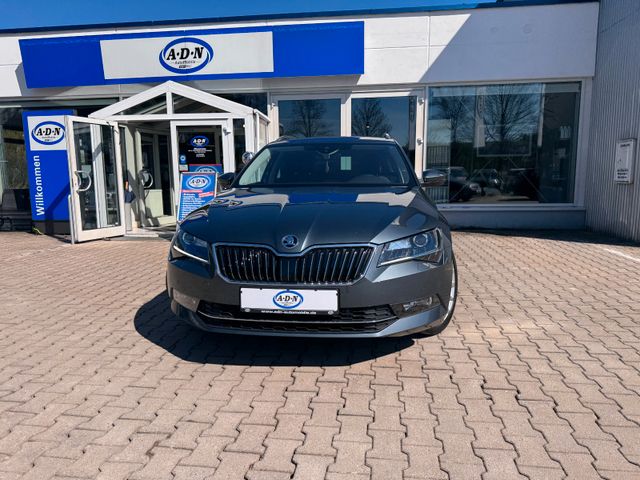 Skoda Superb Combi 2.0 TDI Style 4x4 DSG