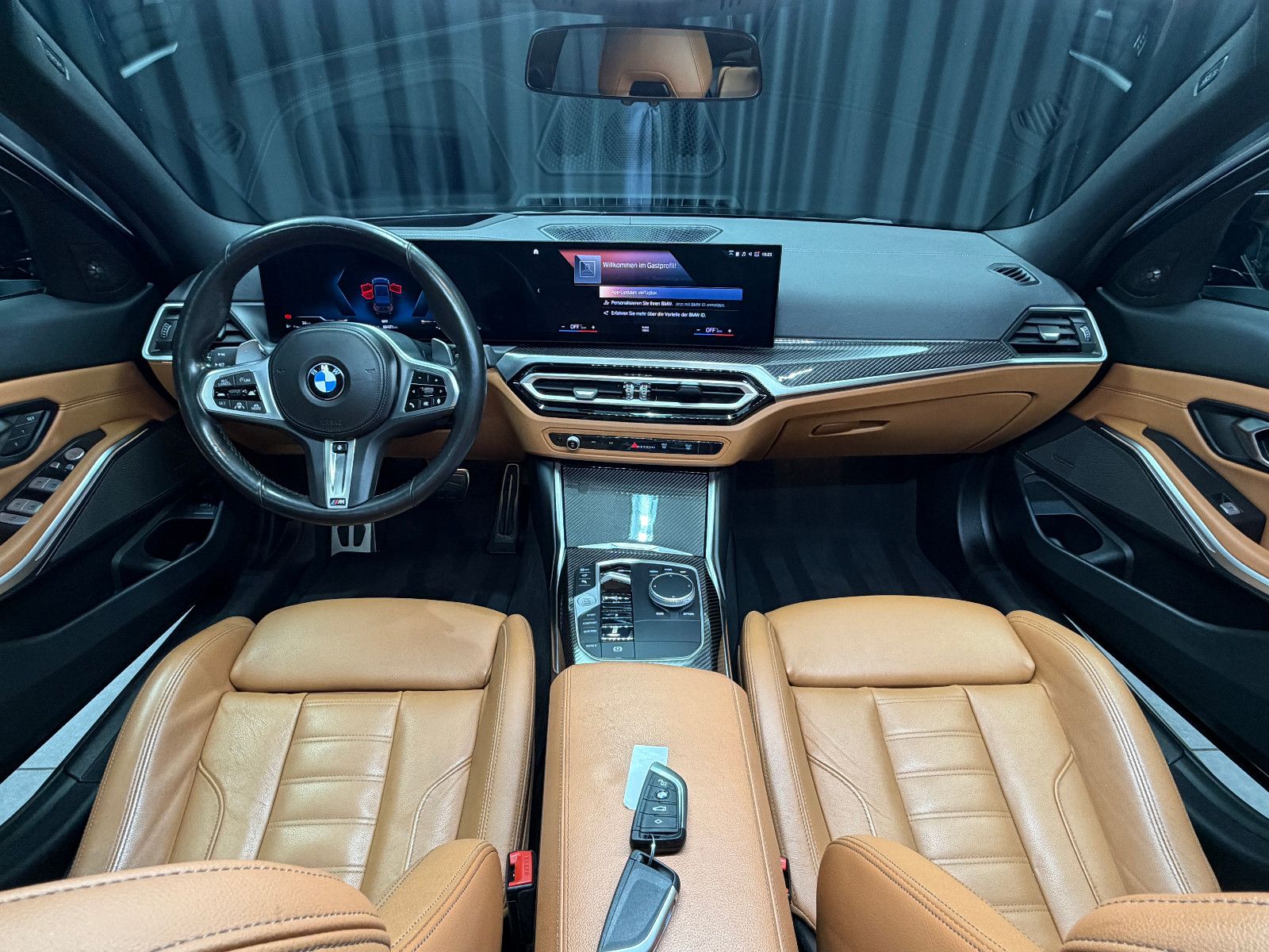 Fahrzeugabbildung BMW M340i xDrive Limousine|M-Sitze|H&K|360°|PANO|HuD