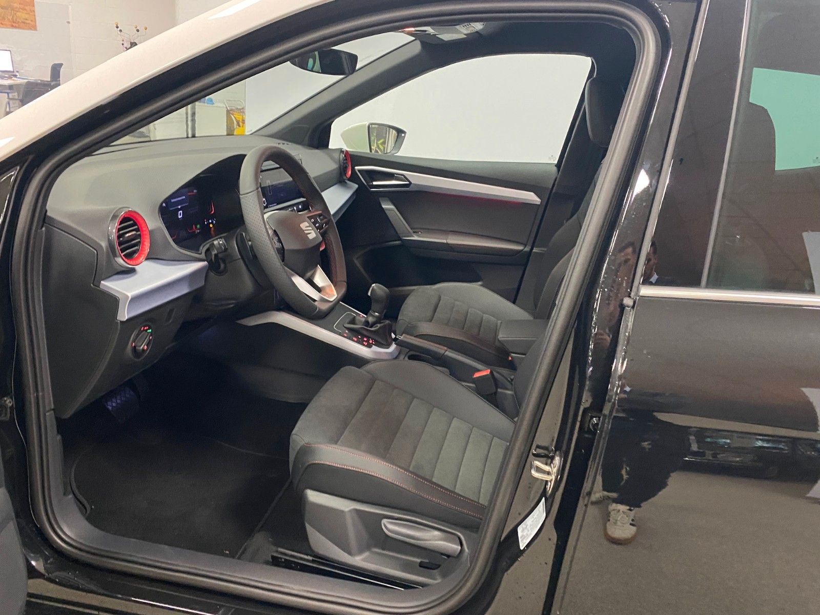 Fahrzeugabbildung SEAT Arona 1.0 TSI FR Garantie 2030+voll LED++KAMERA+